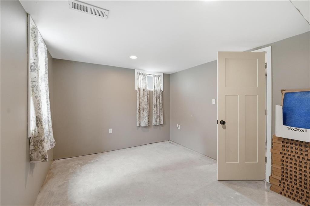 3914 S River Boulevard Property Photo 57