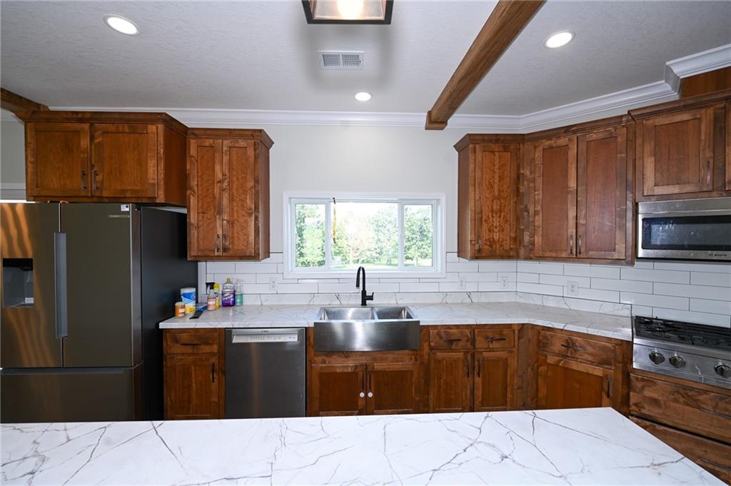 9735 S 325 Road Property Photo 19
