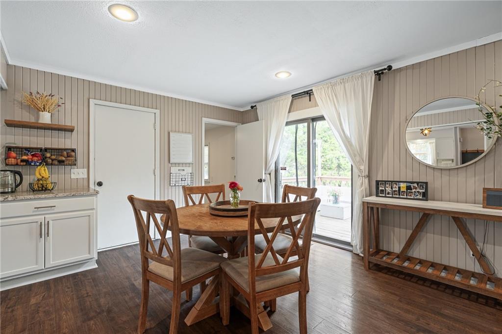 2416 W Post Oak Road Property Photo 22