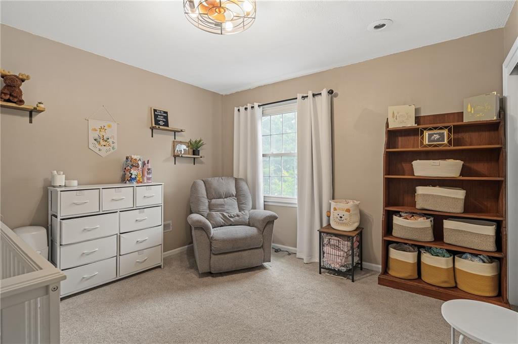2416 W Post Oak Road Property Photo 36