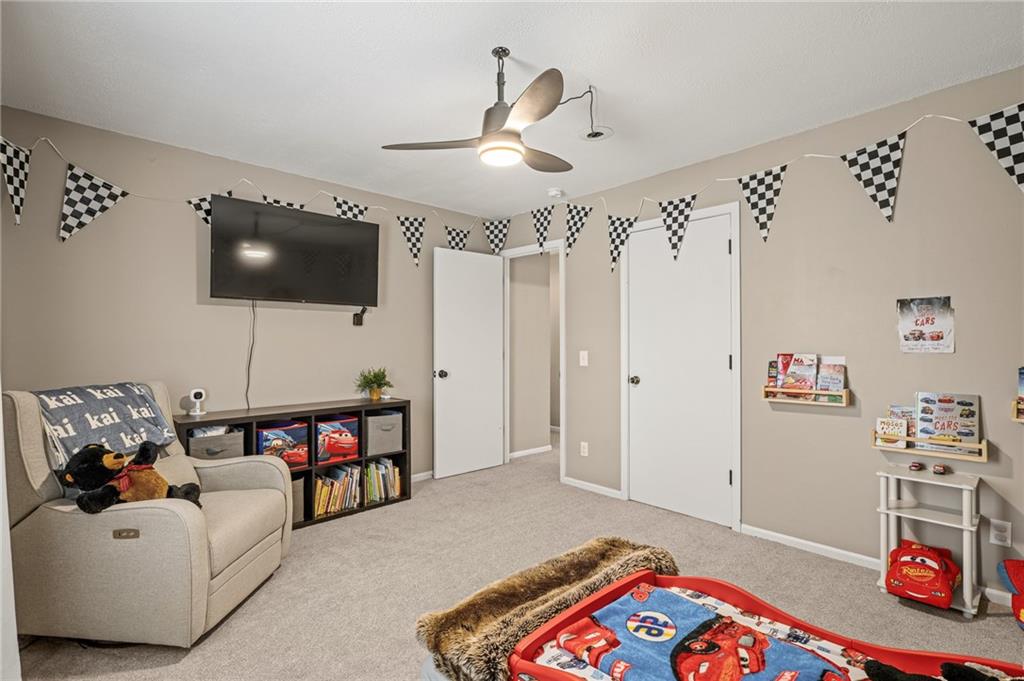 2416 W Post Oak Road Property Photo 40