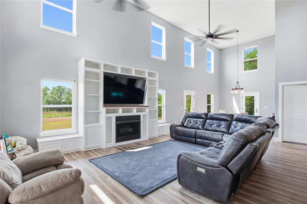 18076 115th Road Property Photo 6