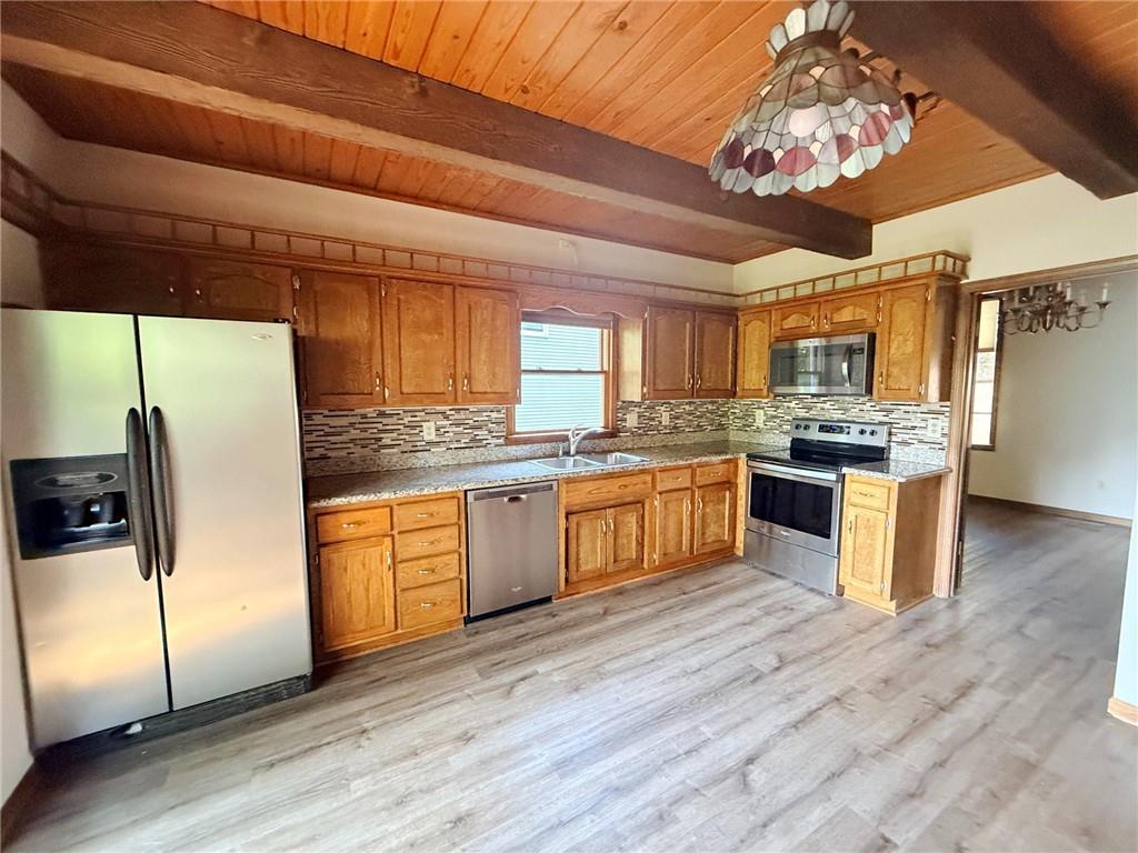 6925 Long Avenue Property Photo 10