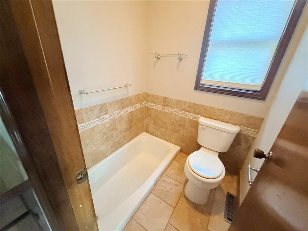 6925 Long Avenue Property Photo 15