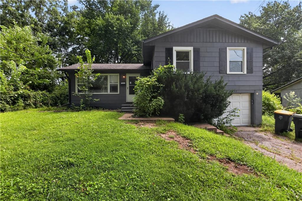 4131 E Vineyard Road Property Photo 15