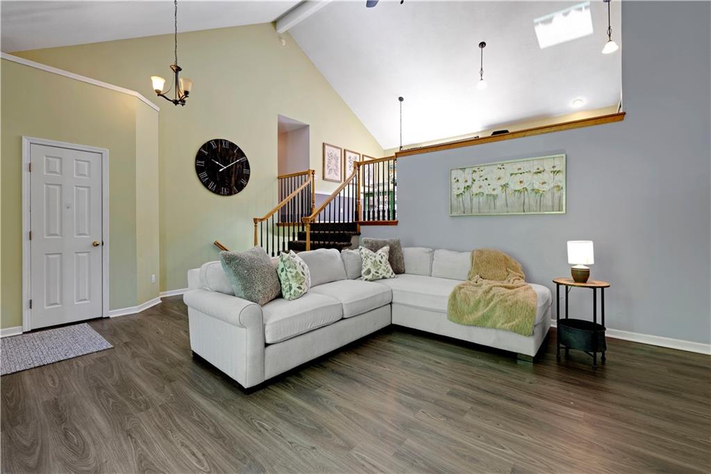 15655 S Apache Street Property Photo 4