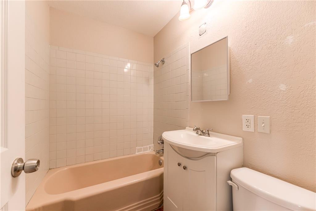 9200 E 87th Street Property Photo 27