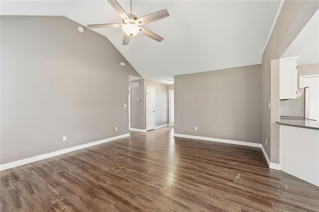 502 Birch Street Property Photo 9
