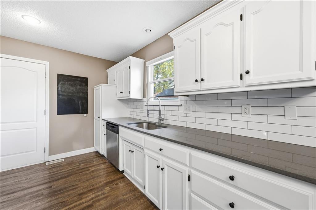 502 Birch Street Property Photo 14