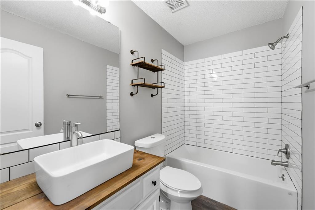 502 Birch Street Property Photo 18