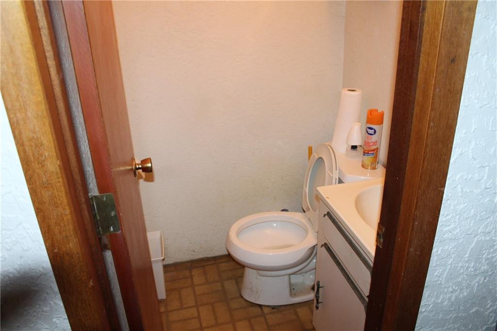 423 N Washington Avenue Property Photo 9