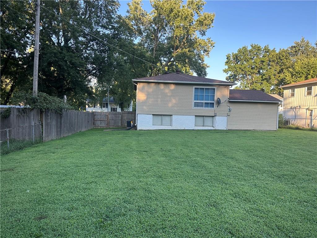 854 N Aztec Drive Property Photo 26