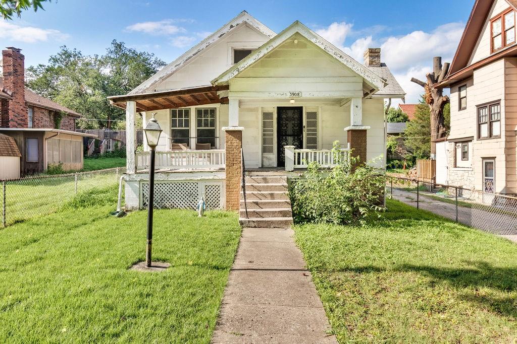 3908 Norledge Avenue Property Photo 1