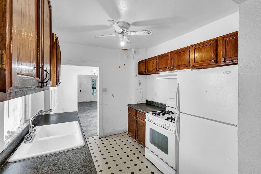 3908 Norledge Avenue Property Photo 7
