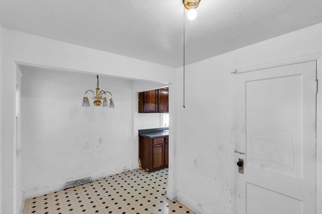 3908 Norledge Avenue Property Photo 13