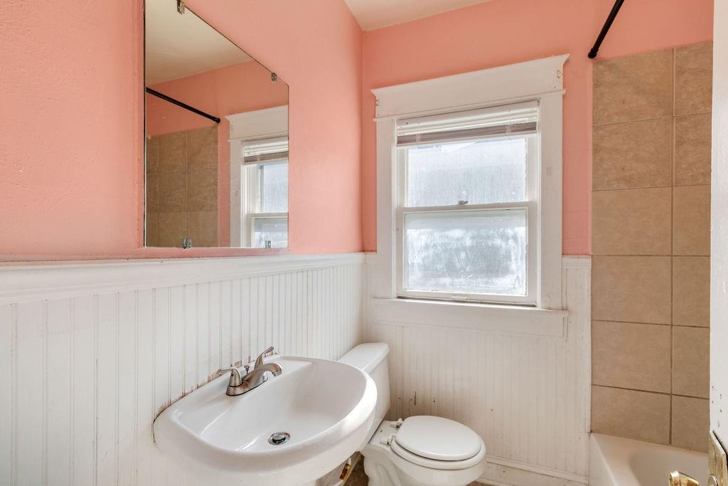 3908 Norledge Avenue Property Photo 15