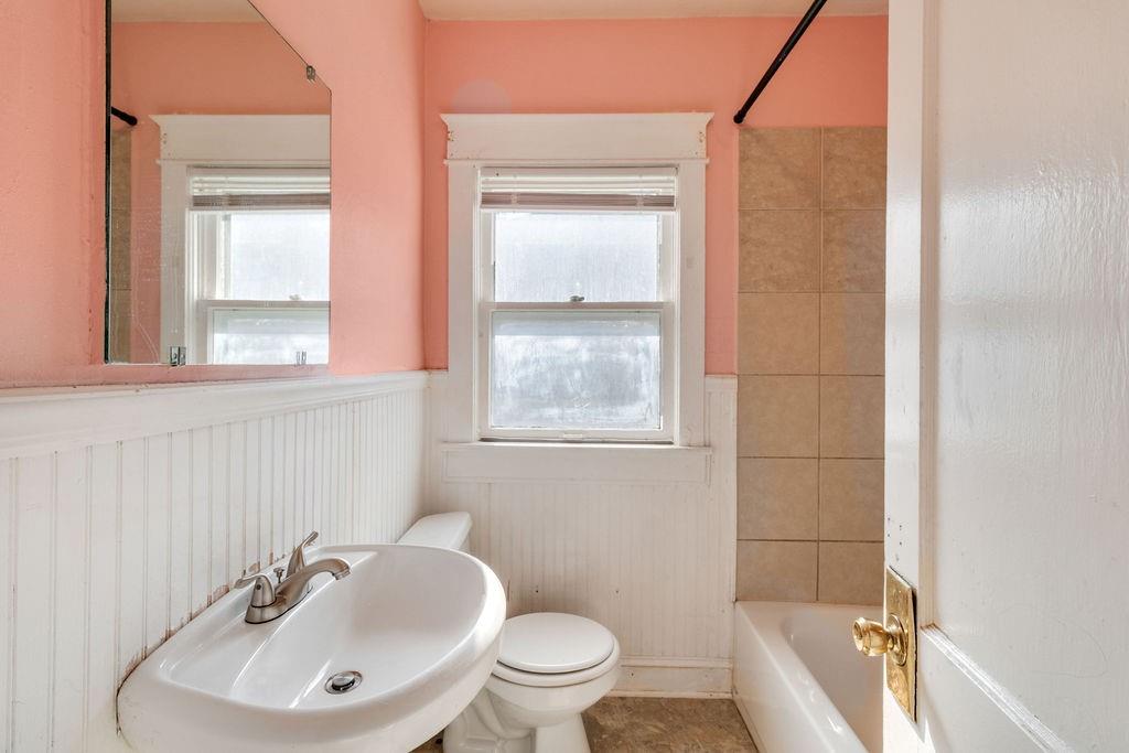 3908 Norledge Avenue Property Photo 16