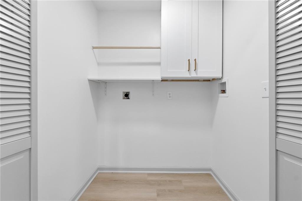 5429 Maple Street Property Photo 17