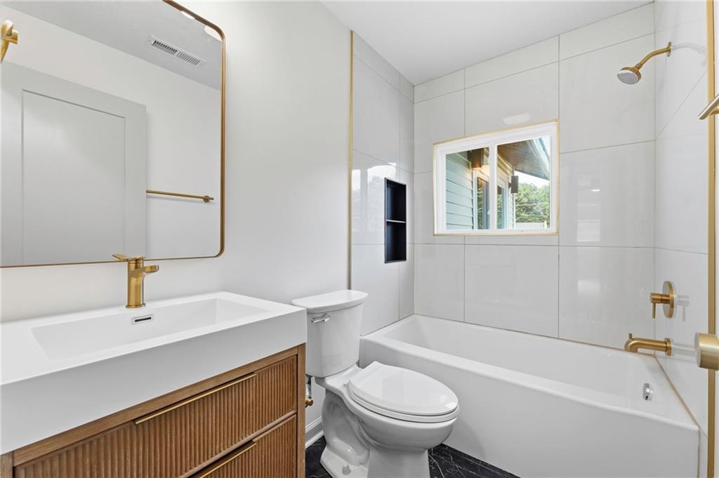 5429 Maple Street Property Photo 19