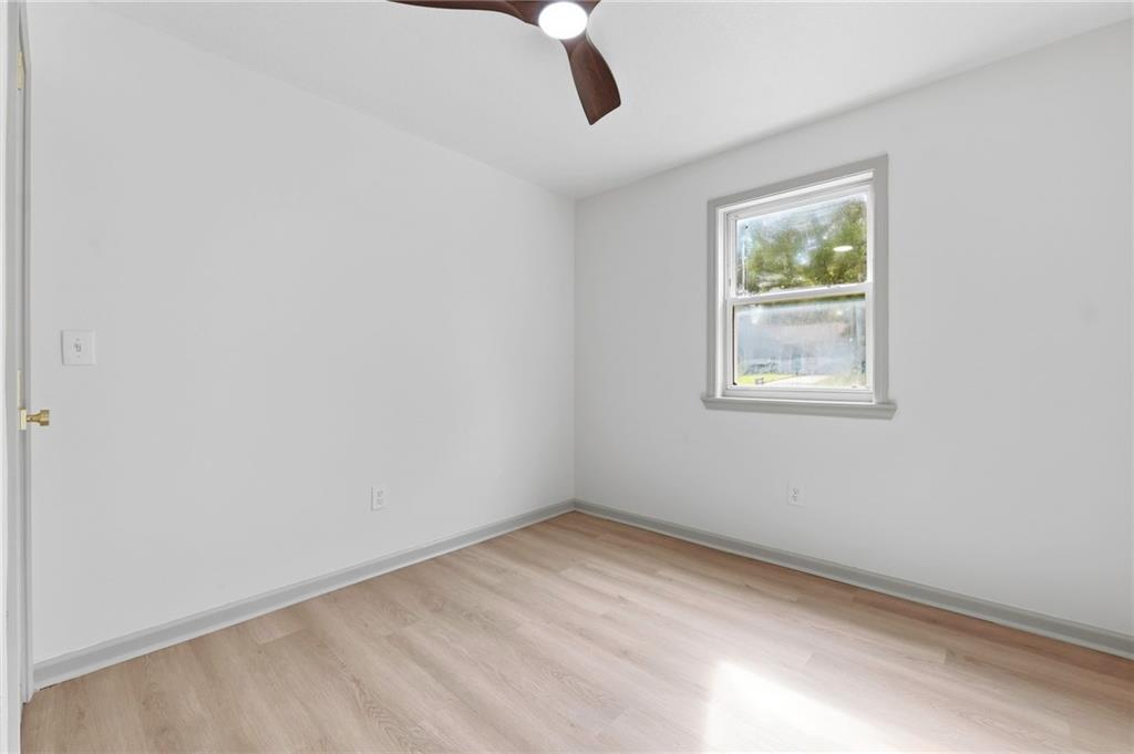 5429 Maple Street Property Photo 20