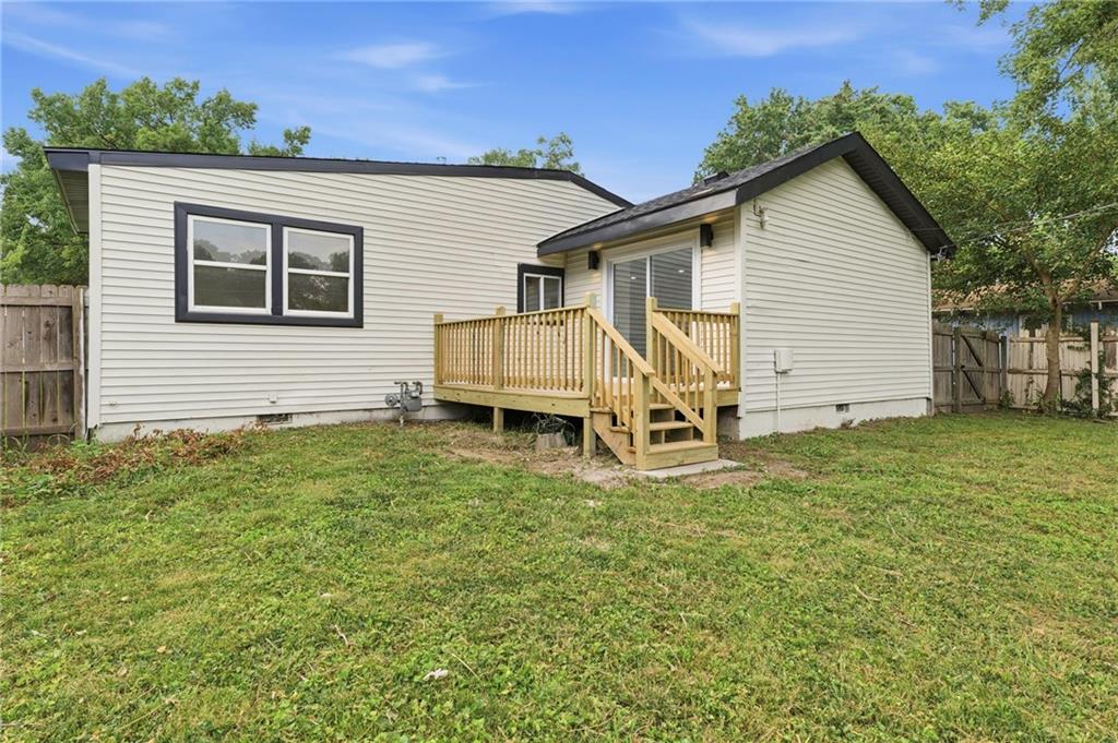 5429 Maple Street Property Photo 23
