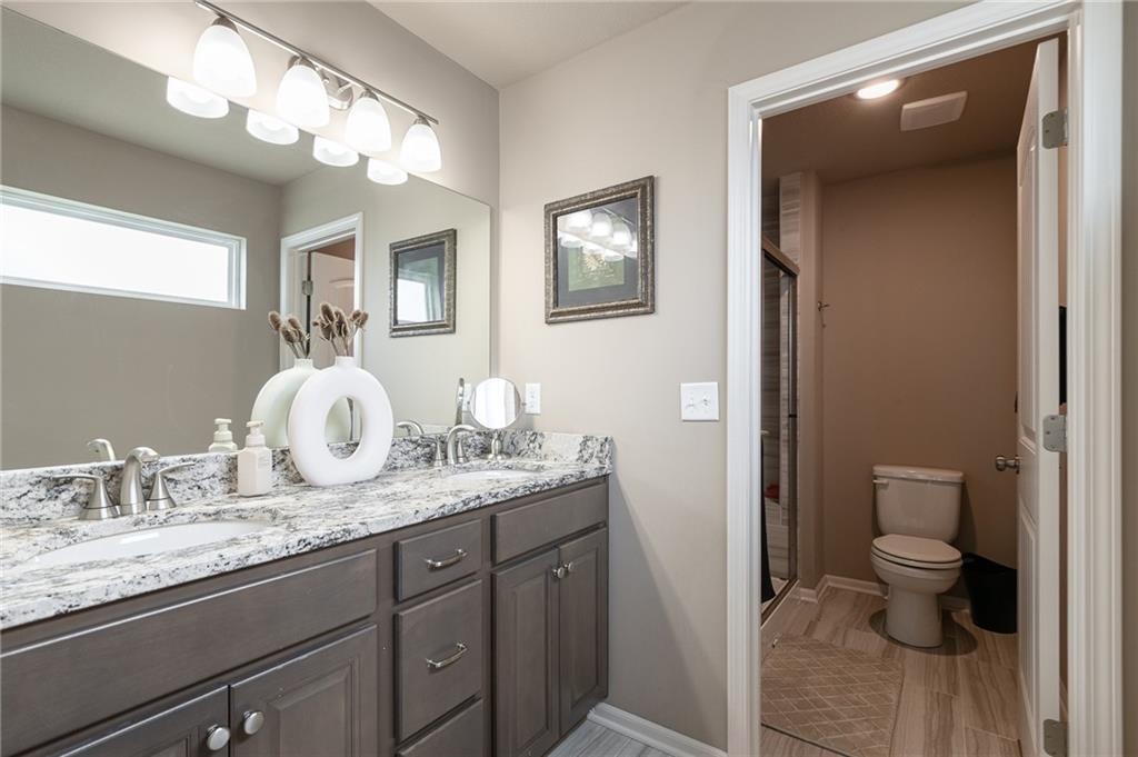27407 E Sycamore Street Property Photo 10