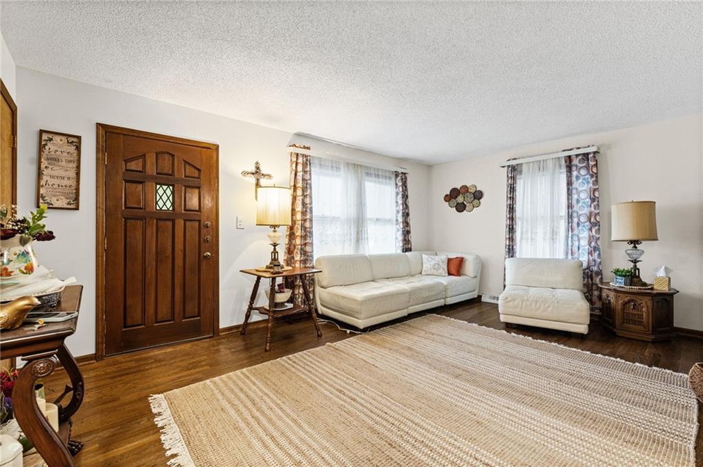 2507 Maple Avenue Property Photo 4