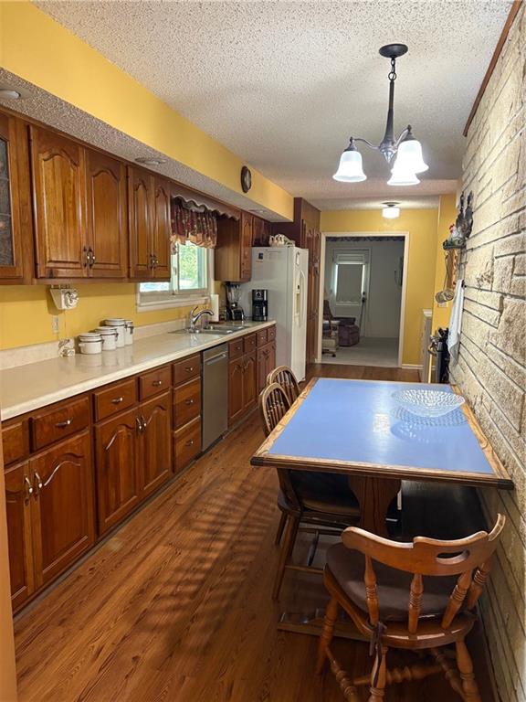 1024 N 17th Place Property Photo 5