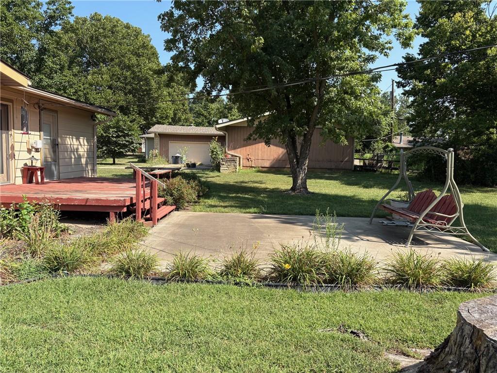 1024 N 17th Place Property Photo 16