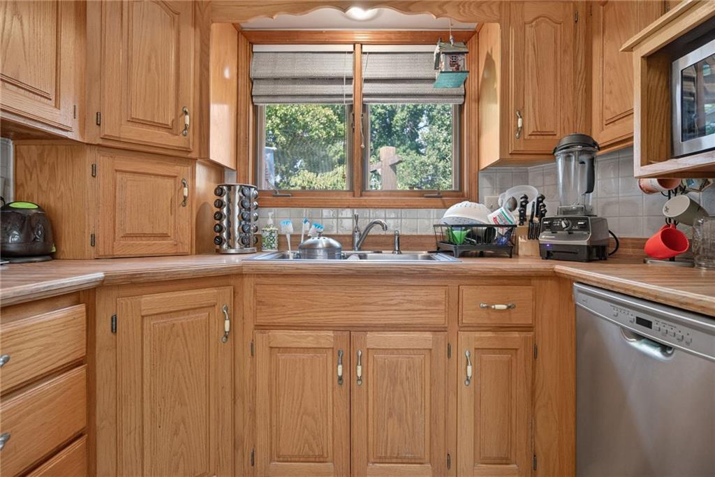 9017 Scott Drive Property Photo 15