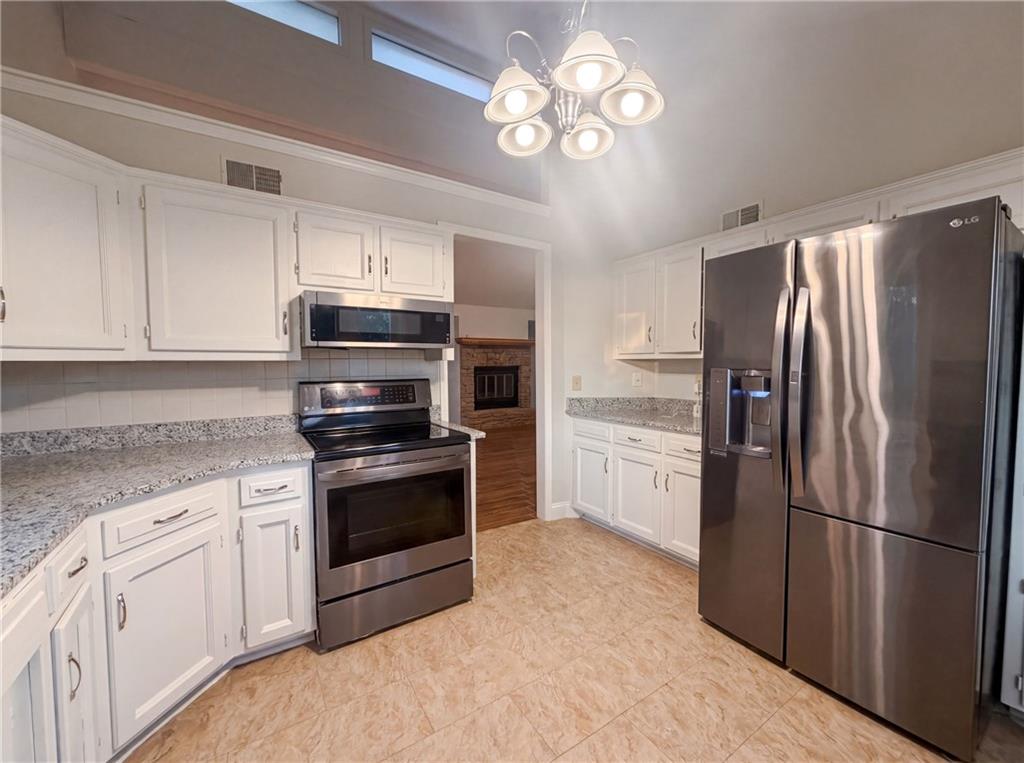7511 Orient Avenue Property Photo 7