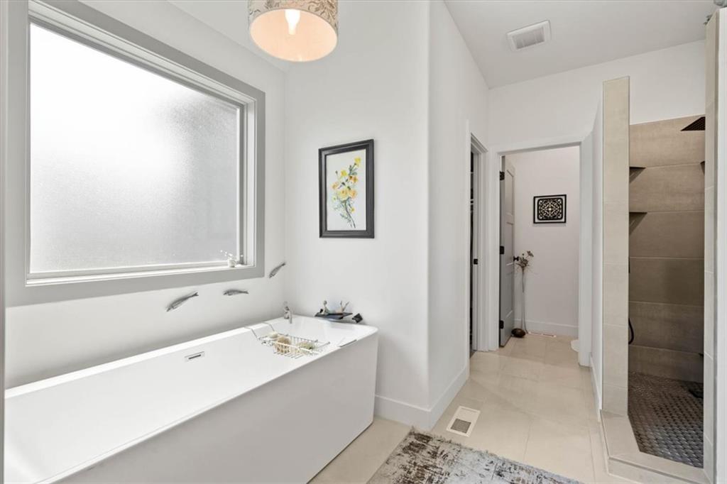 6141 N Chelsea Avenue Property Photo 18