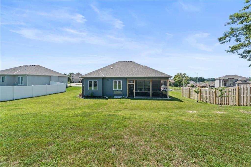 6141 N Chelsea Avenue Property Photo 36