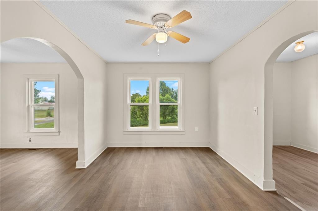 304 4th Street Property Photo 10