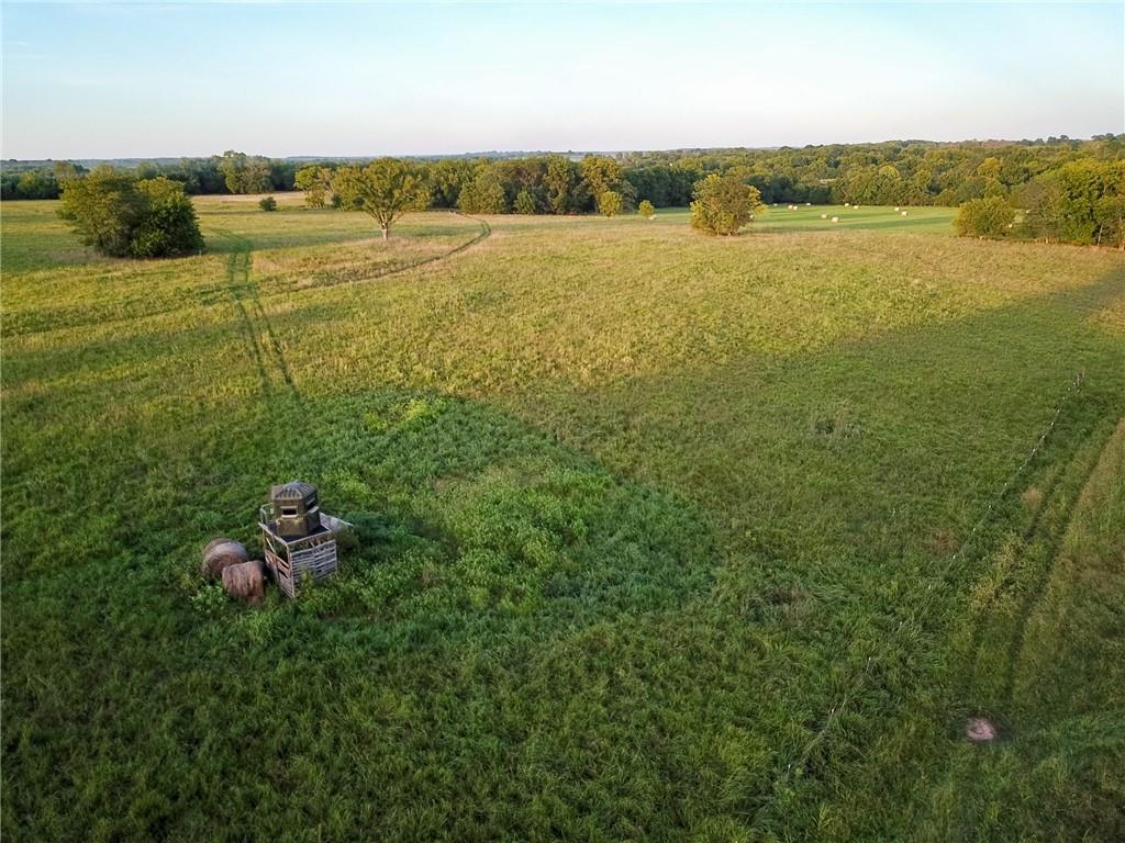 000 E 1570 Road Property Photo 3