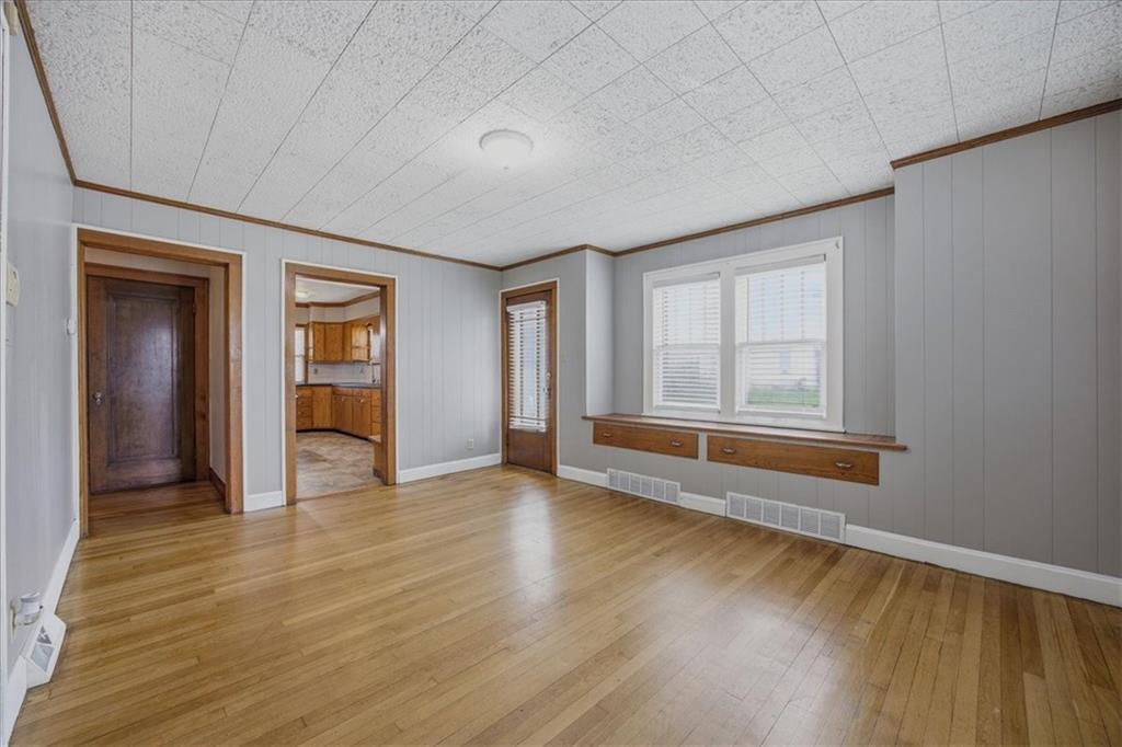 1800 Freeman Avenue Property Photo 8