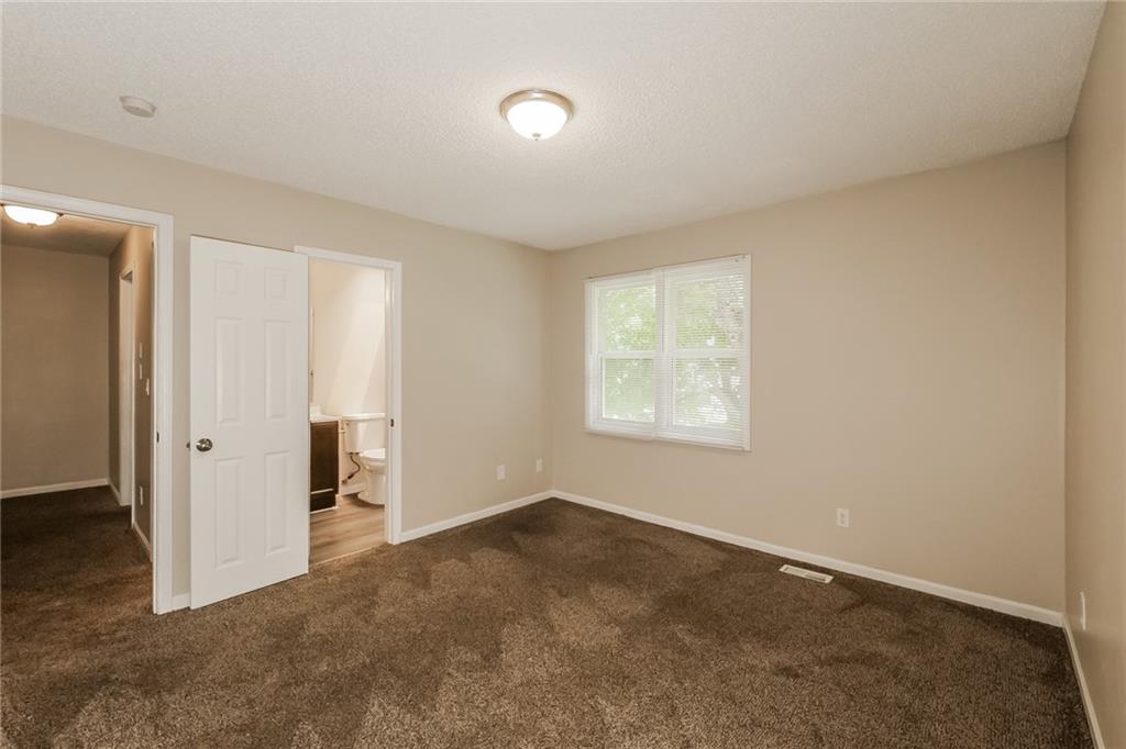 4721 E 138th Terrace Property Photo 14