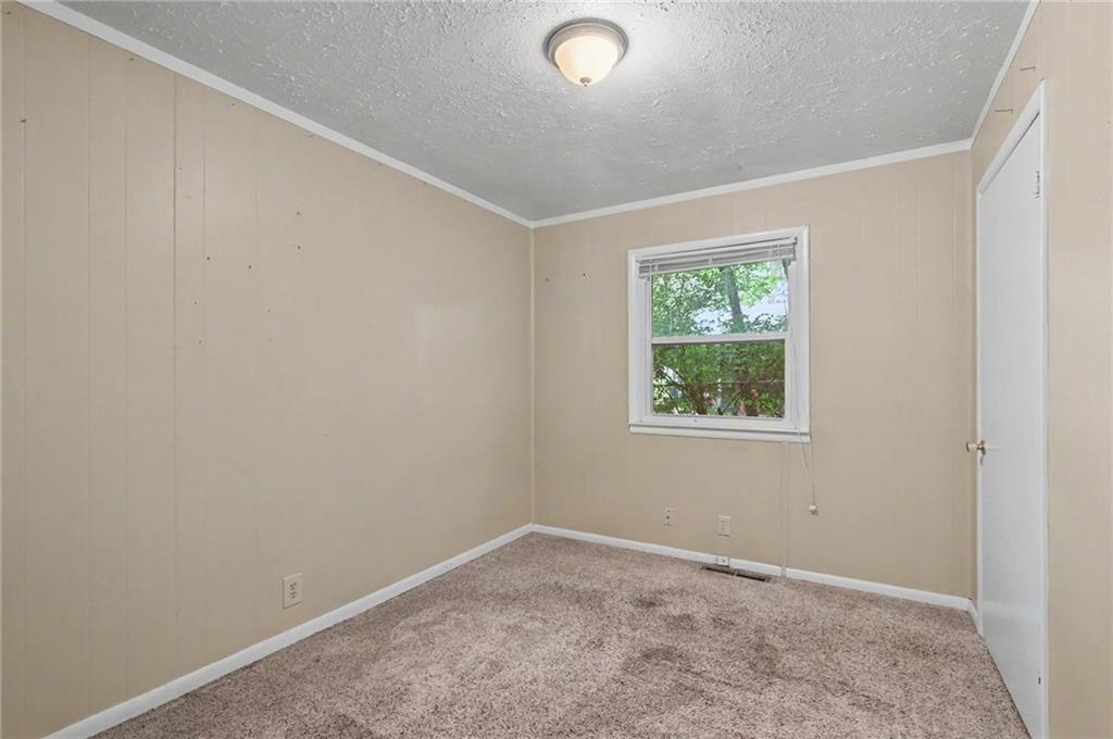 2114 Mitchell Street Property Photo 10