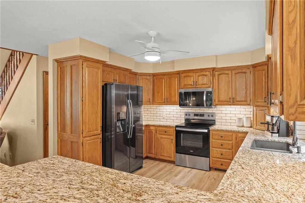 4 Lakes Drive Property Photo 10