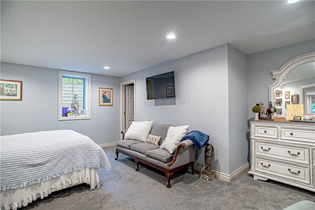 13810 Grove Avenue Property Photo 45