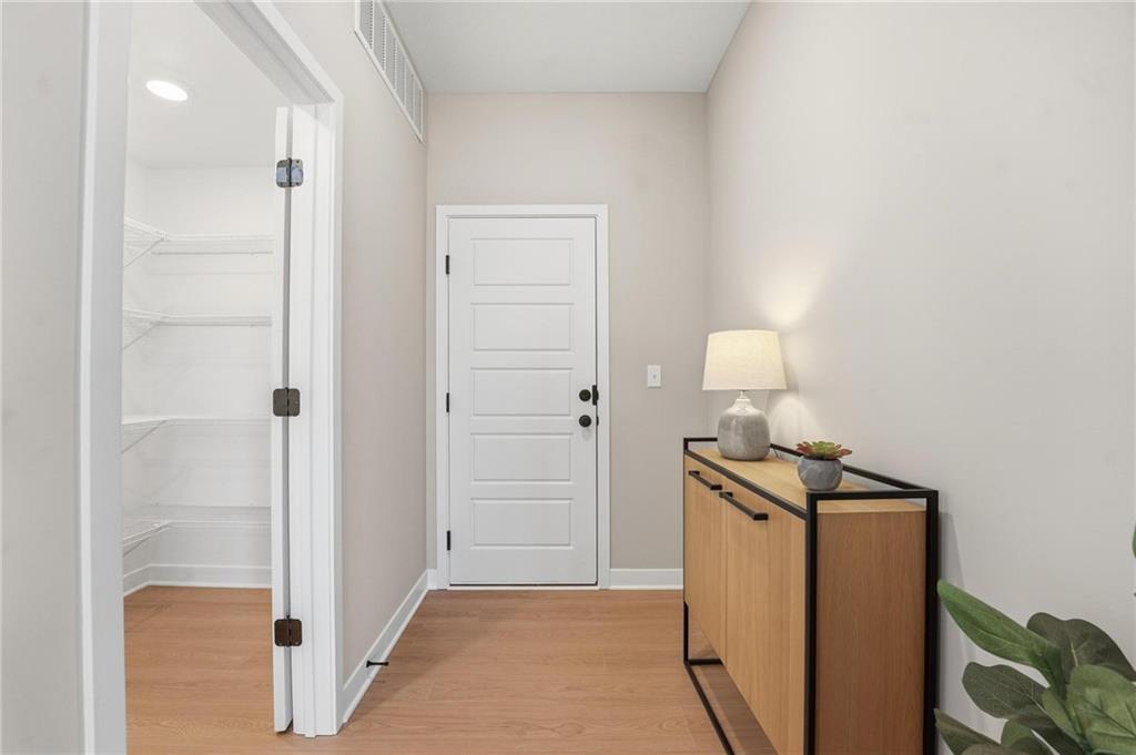 300 Sw Amara Drive Property Photo 11