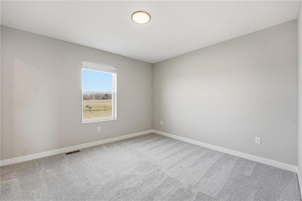 300 Sw Amara Drive Property Photo 14