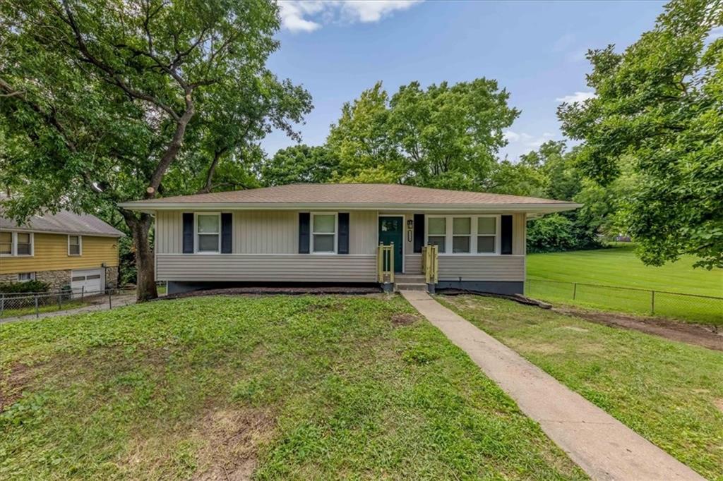 8116 Wayne Avenue Property Photo 1