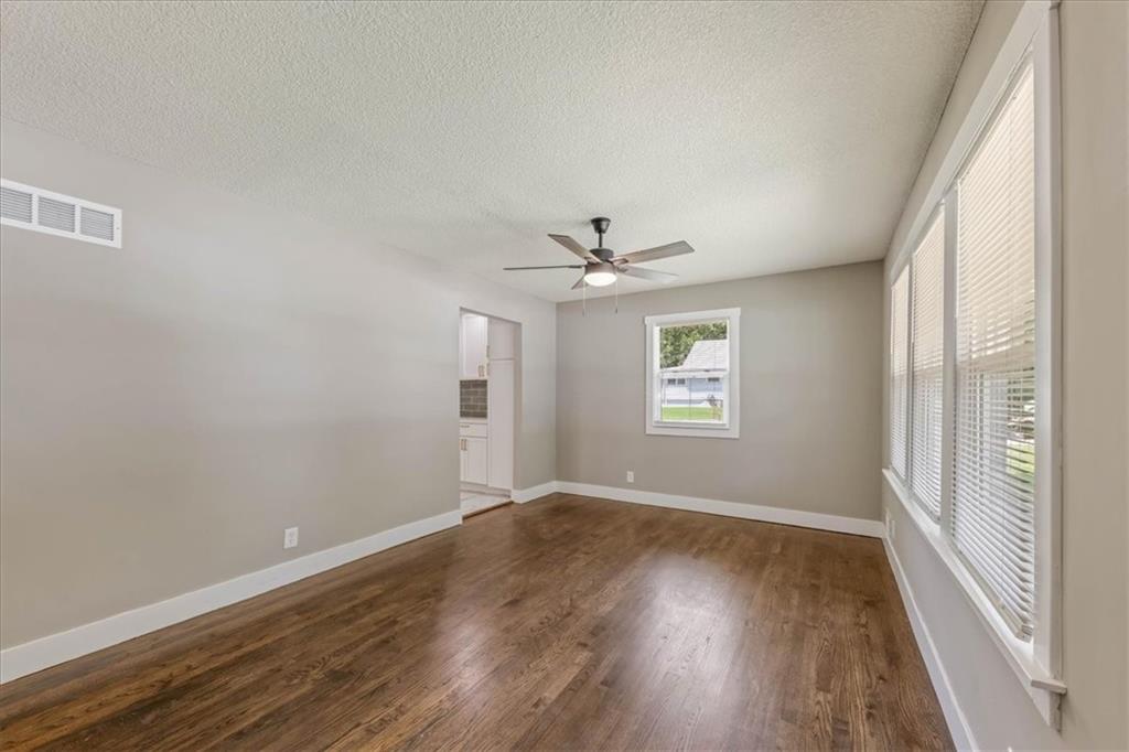 8116 Wayne Avenue Property Photo 3