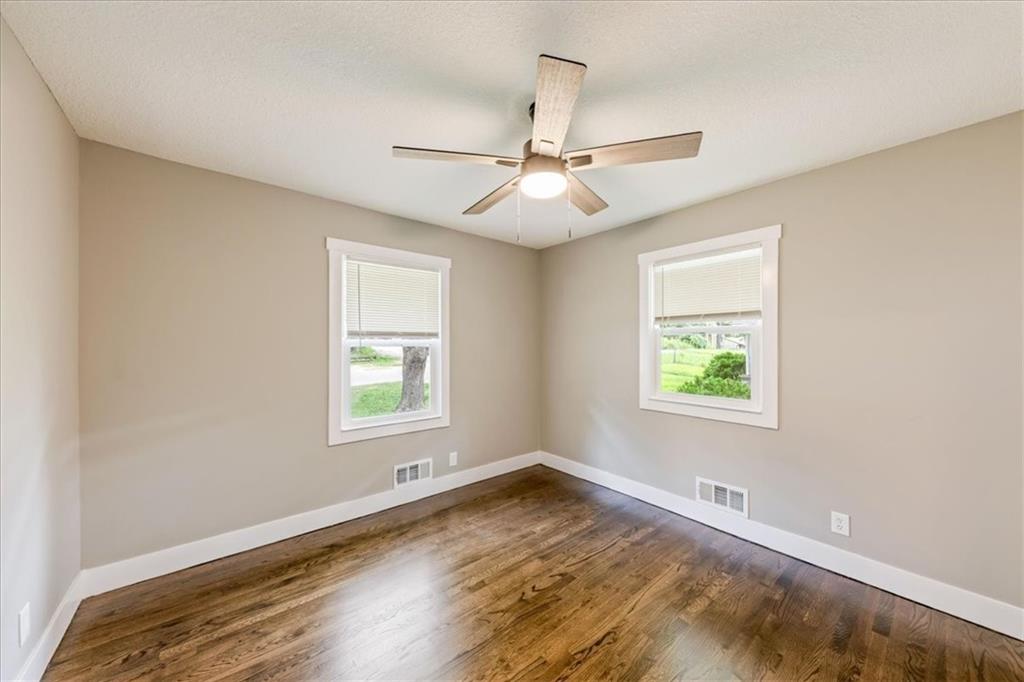 8116 Wayne Avenue Property Photo 12