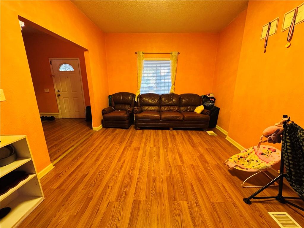 3617 Garner Avenue Property Photo 3