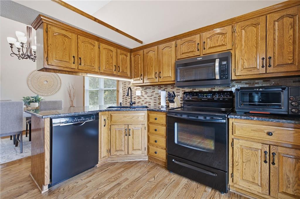 1301 Tabitha Lane Property Photo 15