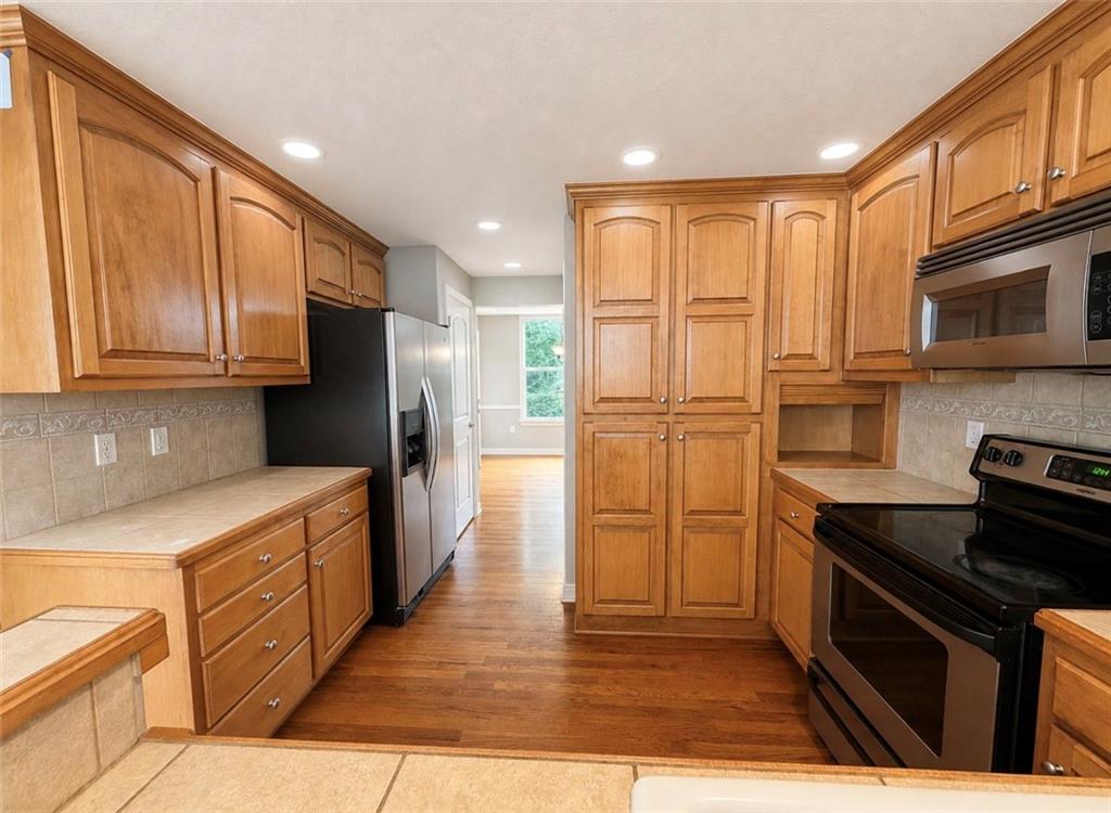 5217 Carson Drive Property Photo 8