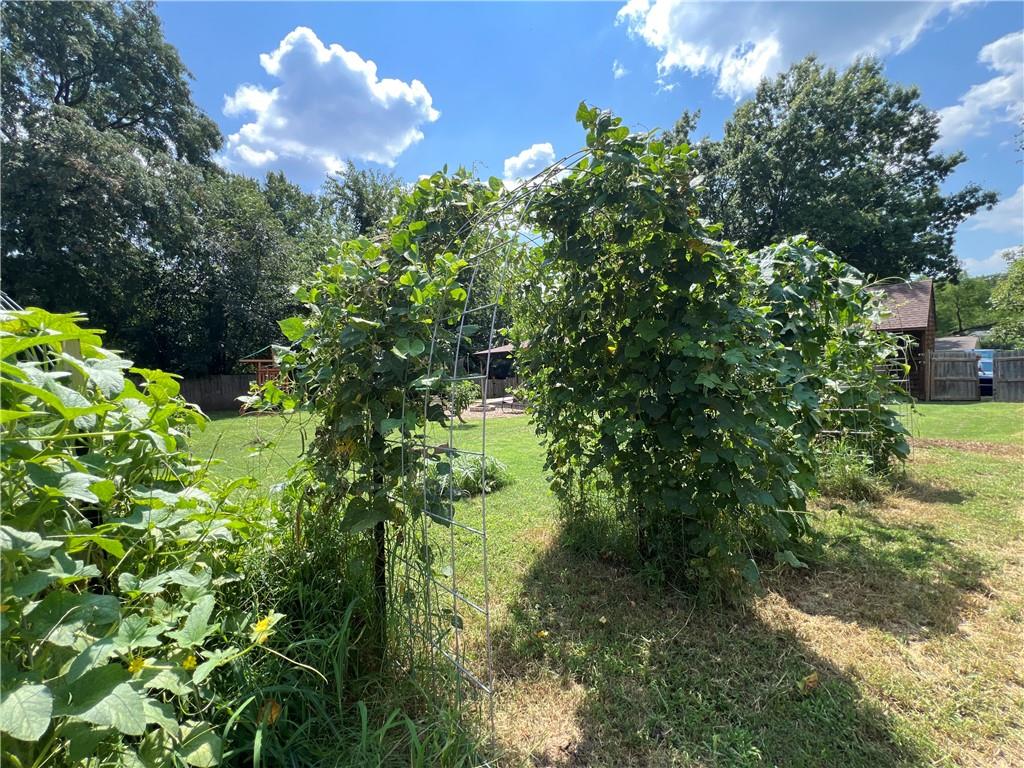 17121 Monte Verde Drive Property Photo 14