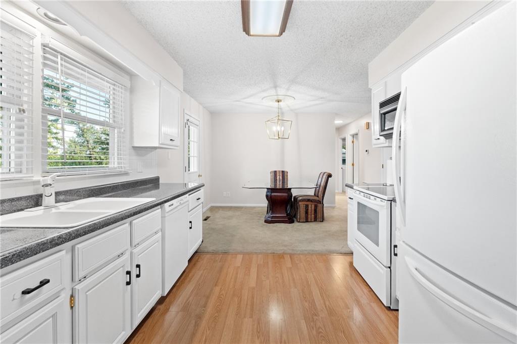 209 Markham Court Property Photo 3